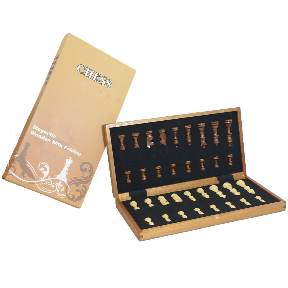 Magnetic Wooden Folding Chess  - Board Game Yearbook avaliação e preço