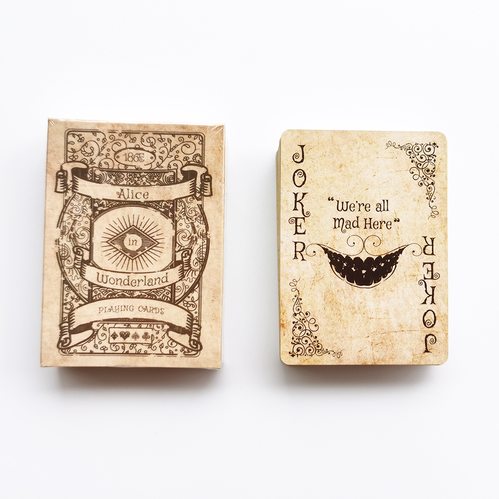 Vintage Style Playing Cards, A - Yearbook Board Game Theme avaliação e preço